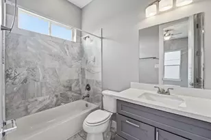2208 Holman St, Houston, TX 77004 - Photo 9