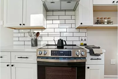 11822 S Perry Avenue, Houston, TX 77071 - Photo 9