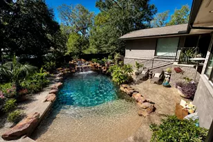 5 Tree Frog Dr, Houston, TX 77074 - Photo 19