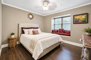 5 Tree Frog Dr, Houston, TX 77074 - Photo 11