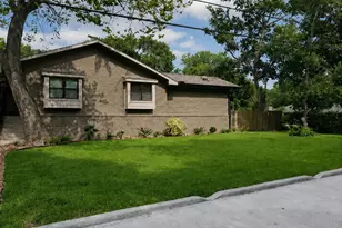 5 Tree Frog Dr, Houston, TX 77074 - Photo 25