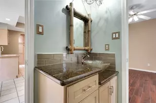 1404 Kipp Ave, Kemah, TX 77565 - Photo 9