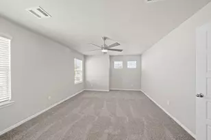 831 Red Oakland Dr, Houston, TX 77090 - Photo 11