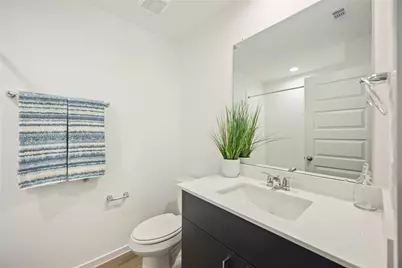 7612 Inwood Grove Lane, Houston, TX 77088 - Photo 31
