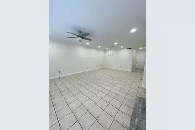 640 Wilcrest Drive #640, Houston, TX 77042 - Photo 17
