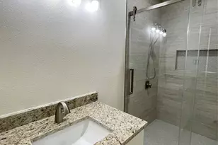 640 Wilcrest Dr, Houston, TX 77042 - Photo 37
