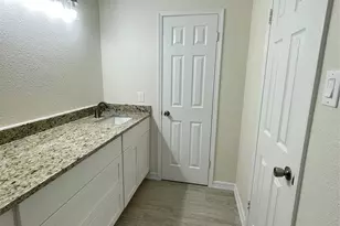 640 Wilcrest Dr, Houston, TX 77042 - Photo 27