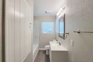 2810 Forest Oaks Blvd, Houston, TX 77017 - Photo 21