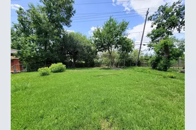 2810 Forest Oaks Boulevard, Houston, TX 77017 - Photo 31