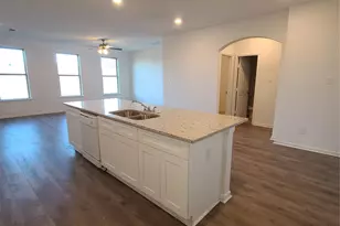 11135 Beverley Pk St, Sugar Land, TX 77498 - Photo 7