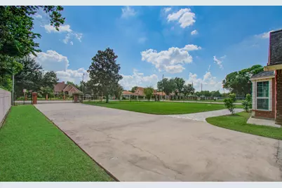 10202 Brighton Ln Lane, Houston, TX 77031 - Photo 25