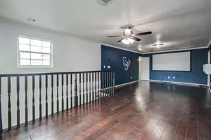 10202 Brighton Ln Ln, Houston, TX 77031 - Photo 19