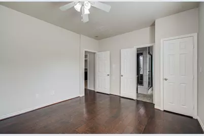 10202 Brighton Ln Lane, Houston, TX 77031 - Photo 13