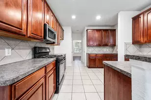 2032 Creek Shore Ln, Pearland, TX 77581 - Photo 11