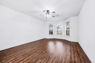 2032 Creek Shore Ln, Pearland, TX 77581 - Photo 17