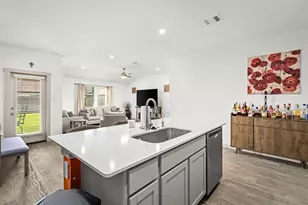 8110 Milam Ln, Rosharon, TX 77583 - Photo 11