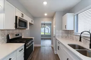 3819 W Traditions Ct, Houston, TX 77082 - Photo 13