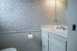 5615 Green Springs Dr, Houston, TX 77066 - Photo 15