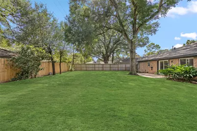 5723 Spellman Road, Houston, TX 77096 - Photo 25