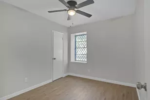 2509 Bayou Ave, Baytown, TX 77520 - Photo 11