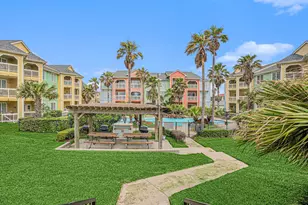 7000 Seawall Blvd, Galveston, TX 77551 - Photo 43