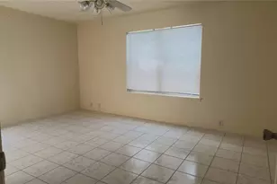13519 Elder Bridge Dr, Sugar Land, TX 77498 - Photo 9