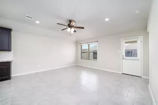 8307 Oakleaf Meadow Ct, Rosharon, TX 77583 - Photo 15