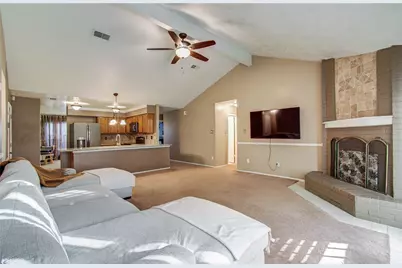 11315 Chelsea Walk Drive, Houston, TX 77066 - Photo 9