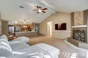 11315 Chelsea Walk Dr, Houston, TX 77066 - Photo 9