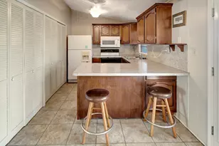 293 Co Rd 406, Edna, TX 77957 - Photo 13