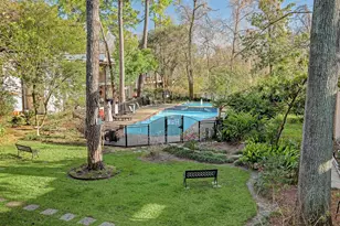 8211 Katy Fwy, Houston, TX 77024 - Photo 29