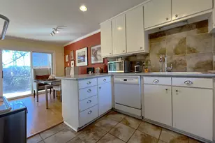 8211 Katy Fwy, Houston, TX 77024 - Photo 9