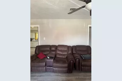 7947 Glenscott Street, Houston, TX 77061 - Photo 19