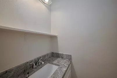 8612 Dairy View Lane, Houston, TX 77072 - Photo 19