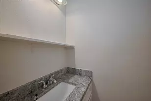 8612 Dairy View Ln, Houston, TX 77072 - Photo 19