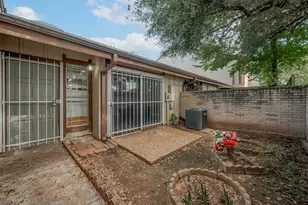8612 Dairy View Ln, Houston, TX 77072 - Photo 3