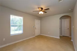 1840 Elgie St, Beaumont, TX 77705 - Photo 3