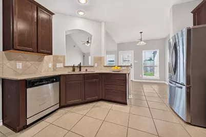 3658 Diamond Creek Drive, Missouri City, TX 77459 - Photo 9