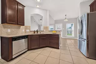 3658 Diamond Creek Dr, Missouri City, TX 77459 - Photo 9