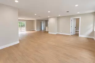 11410 Braewick Dr, Houston, TX 77035 - Photo 9