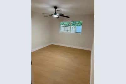 11410 Braewick Drive, Houston, TX 77035 - Photo 13