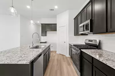 14022 Baikal Manor Drive, Santa Fe, TX 77510 - Photo 13