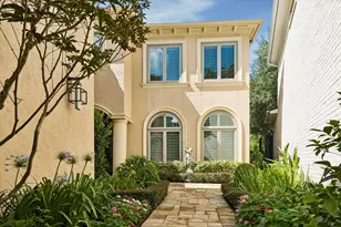1106 Bayou Island Dr, Houston, TX 77024 - Photo 3