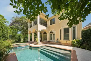 1106 Bayou Island Dr, Houston, TX 77024 - Photo 1