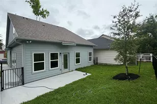 110 Cove Pl Ct, Conroe, TX 77356 - Photo 3