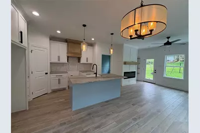 110 Cove Place Court, Conroe, TX 77356 - Photo 9