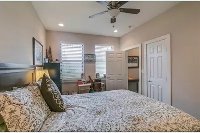 1703 Patterson Street #B, Houston, TX 77007 - Photo 13
