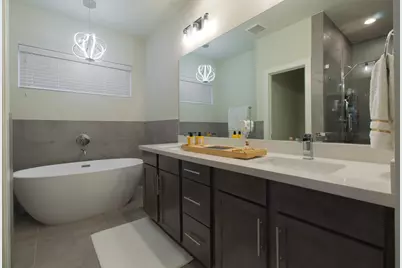 2204 Penny Derrick Lane, Houston, TX 77055 - Photo 17