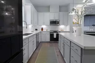 2204 Penny Derrick Ln, Houston, TX 77055 - Photo 9