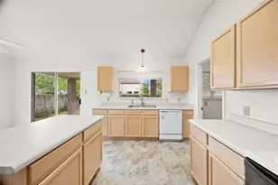 331 Stone Point, New Braunfels, TX 78130 - Photo 9